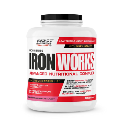 Conteneur blanc en plastique avec couvercle noir et étiquette iron works rouge et noir pour supplément protéiné Iron Works 2200g croissance musculaire sans sucres ajoutés